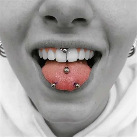 healing process of snake eyes piercing|Snake Eyes Piercing: Process, Aftercare, Jewelry,。